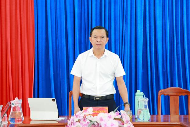 Chủ tịch UBND xã phát biểu chỉ đạo kết luận