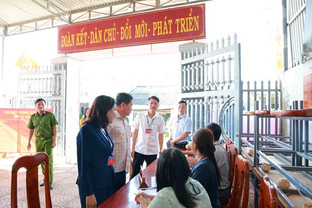 Phó Giám đốc Công an tỉnh Lâm Văn Long kiểm tra công tác bảo đảm ANTT