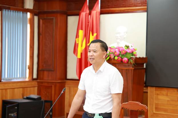 Toàn cảnh hội nghị UBND xã tháng 3 năm 2026